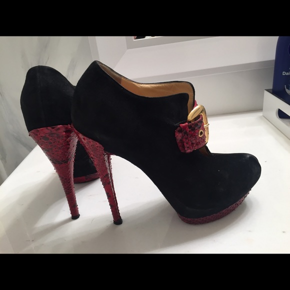 Massimo Dogana Python and Suede Bootie - Picture 4 of 7